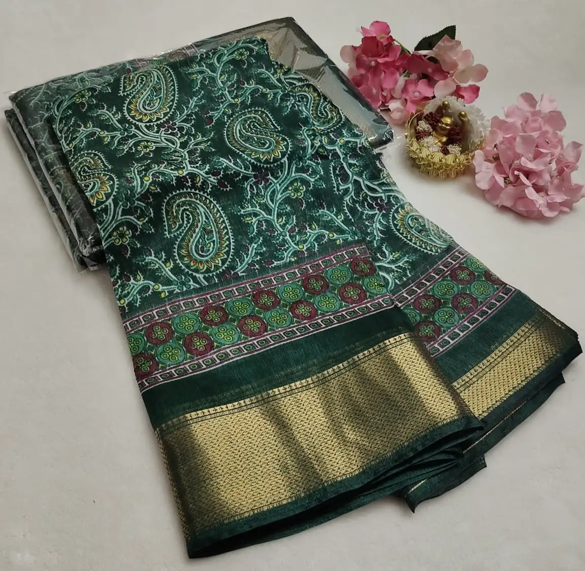 Paisley Jaal Floral Border Dolla Cotton Saree